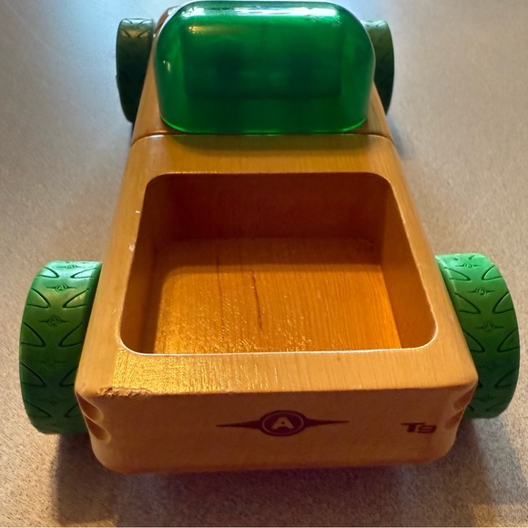 Automoblox Modular T9 Wood Car Pickup Truck Toy - Picture 4 of 12